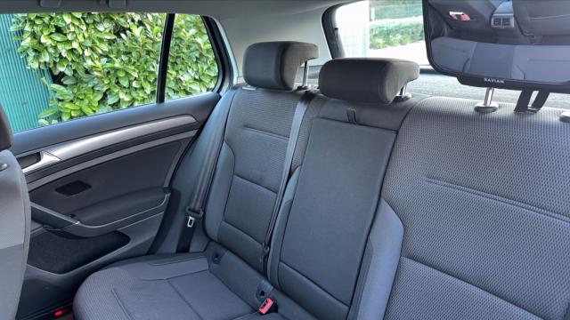 Volkswagen Golf image 5