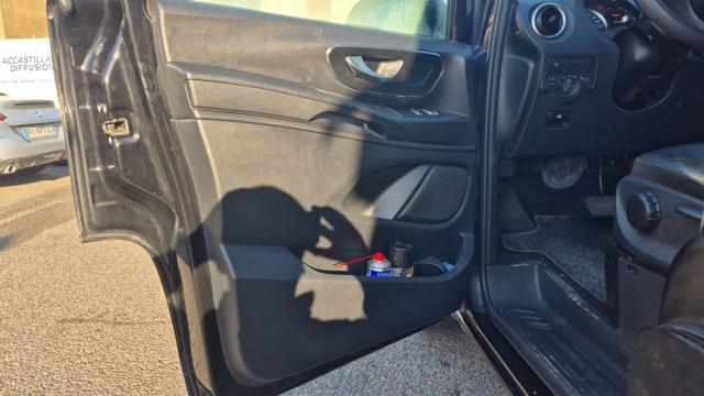 Mercedes Benz Vito image 5
