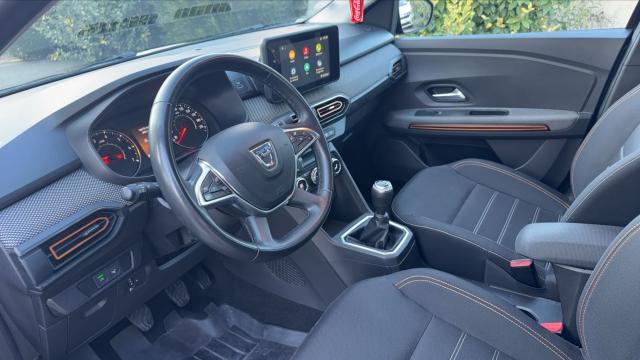 Dacia Sandero image 2