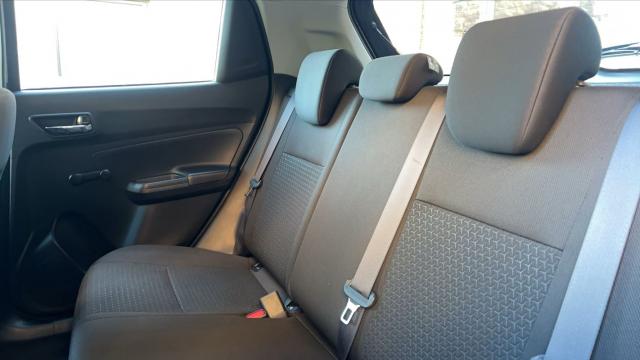 Suzuki Swift image 2