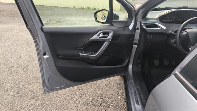 Peugeot 2008 image 4