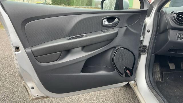 Renault Clio image 6
