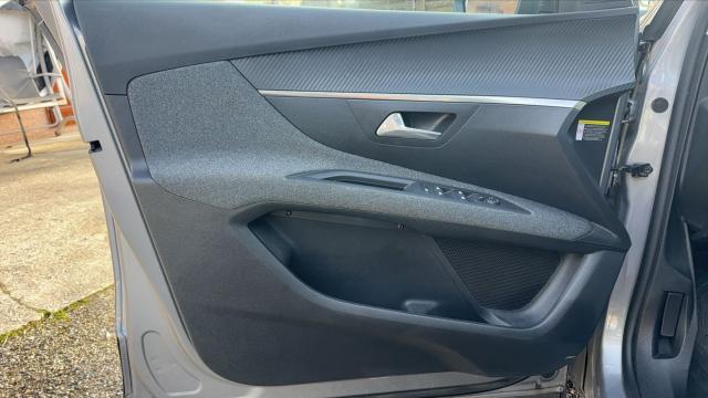 Peugeot 3008 image 4
