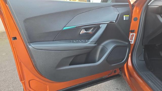 Peugeot 2008 image 3