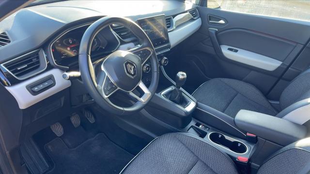 Renault Captur image 8