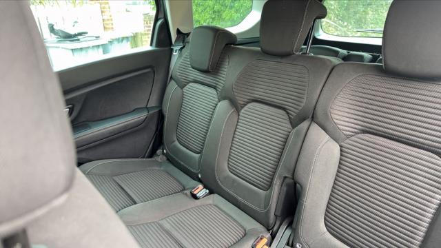 Renault Grand Scénic image 4