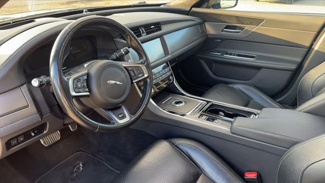 Jaguar Xf image 1