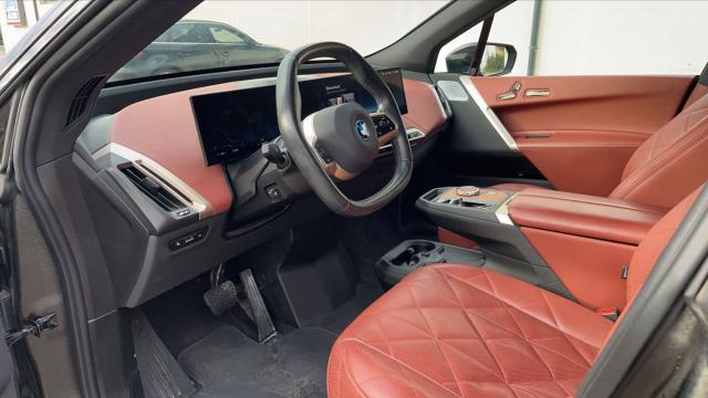 Bmw Ix image 1