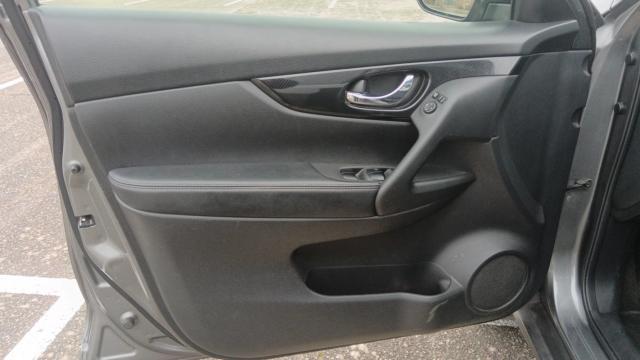 Nissan X-Trail image 1