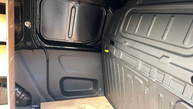 Peugeot Partner image 9