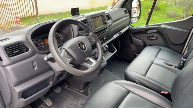 Renault Master image 6