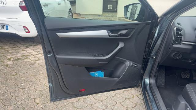 Skoda Karoq image 3