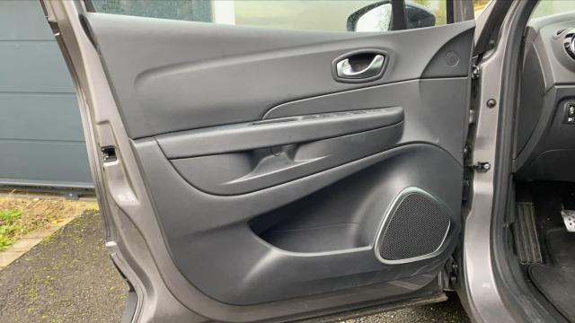 Renault Captur image 8