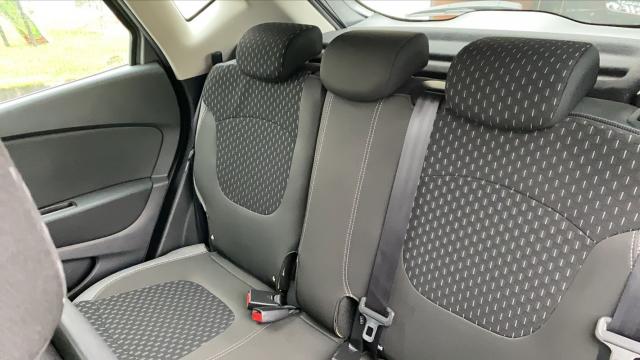 Renault Captur image 1