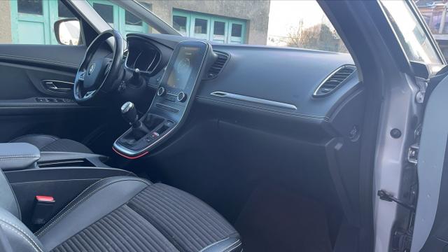 Renault Scénic image 8