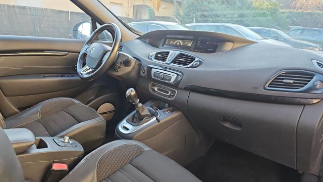 Renault Scénic image 1