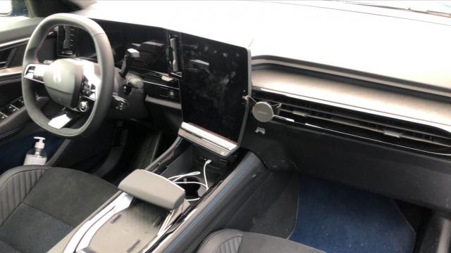 Renault Rafale image 2