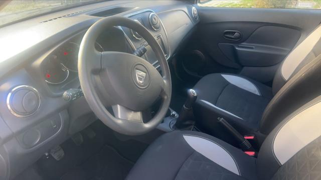 Dacia Sandero image 2