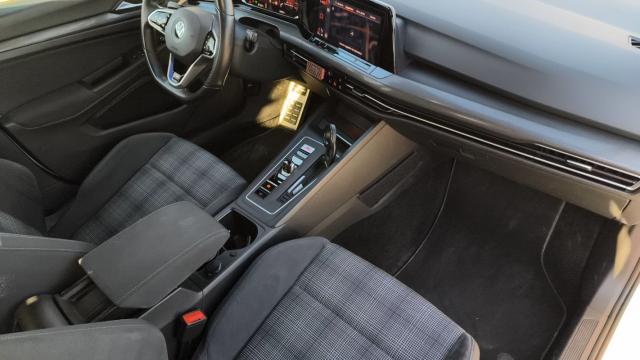 Volkswagen Golf image 2