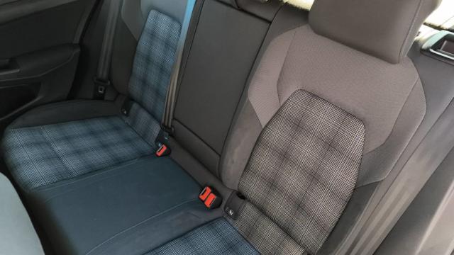 Volkswagen Golf image 7