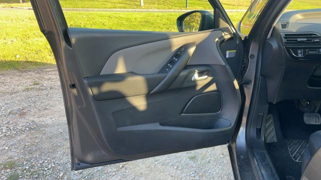 Citroen Grand C4 Spacetourer image 7