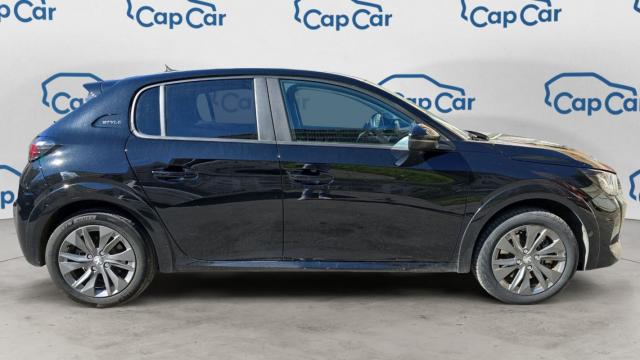 Peugeot E-208 image 1