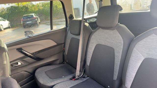 Citroen Grand C4 Picasso image 5