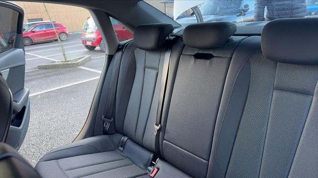 Audi A4 image 6