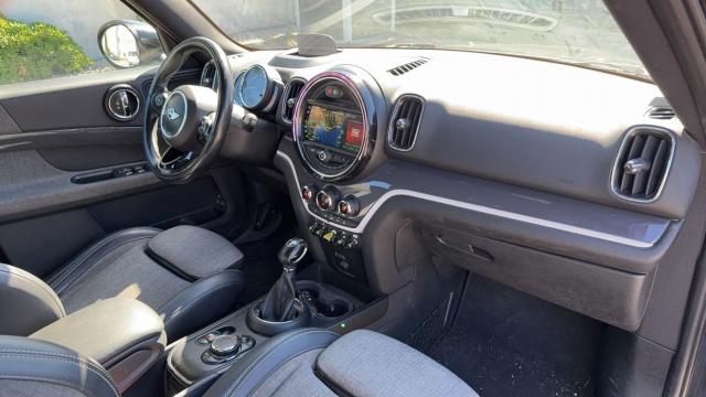 Mini Countryman image 2