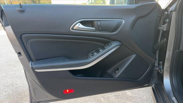 Mercedes Benz Cla Shooting Brake image 6