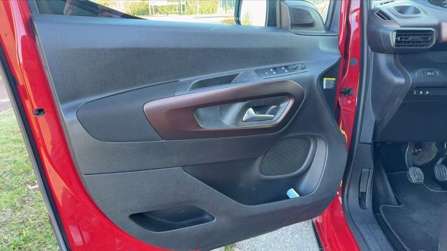 Peugeot Rifter image 2