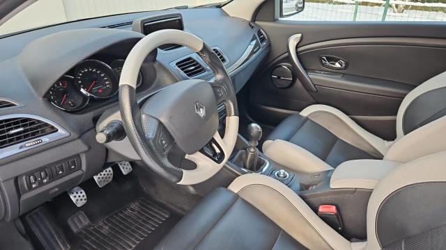 Renault Mégane Coupé image 3