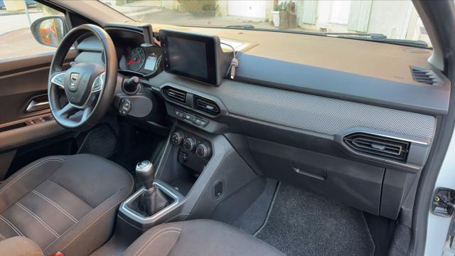 Dacia Sandero image 6