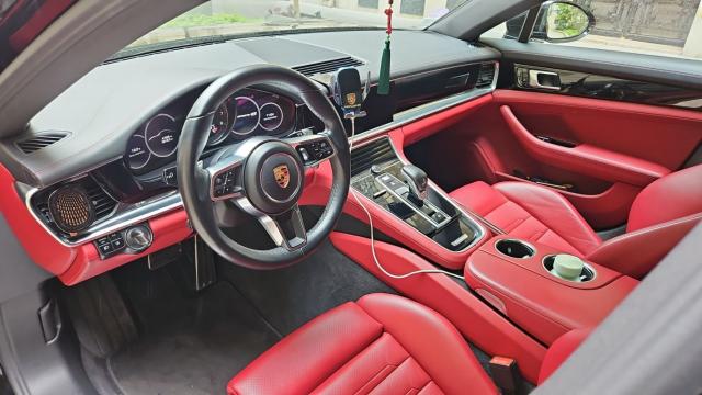 Porsche Panamera image 8