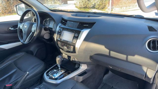 Nissan Navara image 6