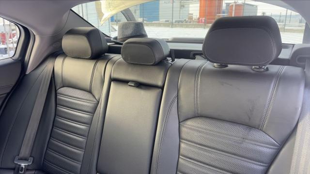 Alfa Romeo Giulia image 5