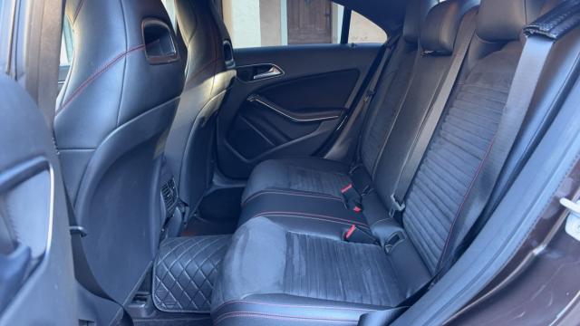Mercedes Benz Cla image 4