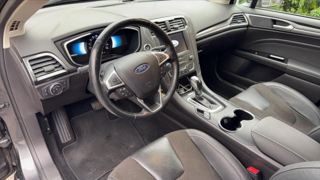 Ford Mondeo image 6
