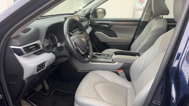 Toyota Highlander image 8