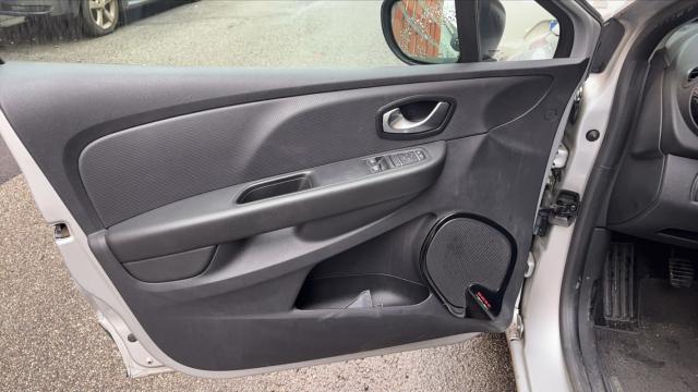 Renault Clio image 3