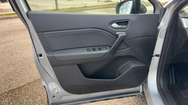 Renault Captur image 9