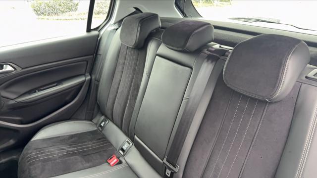 Peugeot 308 image 9