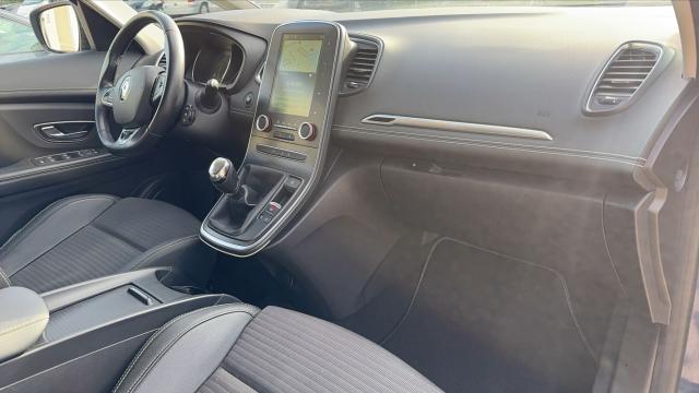 Renault Scénic image 2