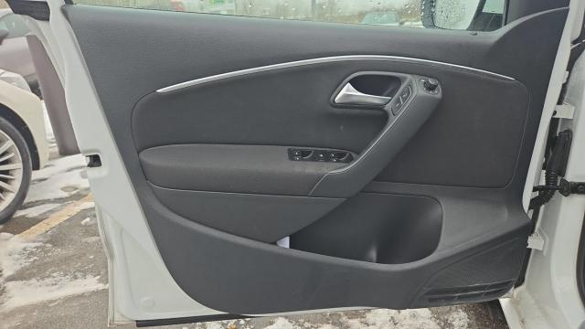 Volkswagen Polo image 3