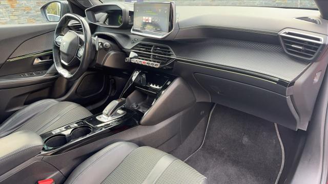 Peugeot 2008 image 7