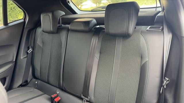 Peugeot 2008 image 6