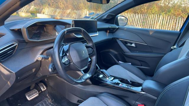 Peugeot E-208 image 3