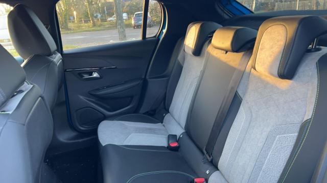 Peugeot E-208 image 8