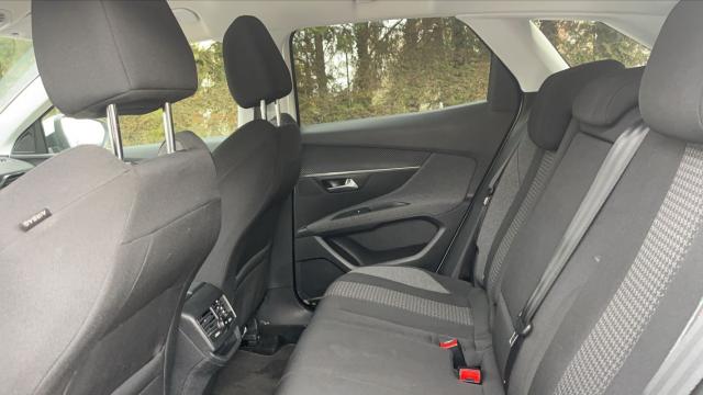 Peugeot 3008 image 1