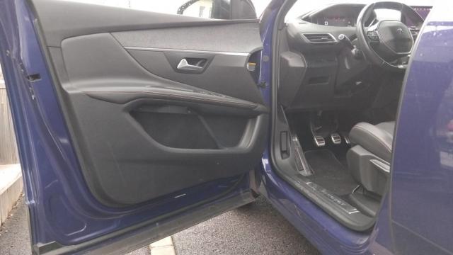 Peugeot 3008 image 6